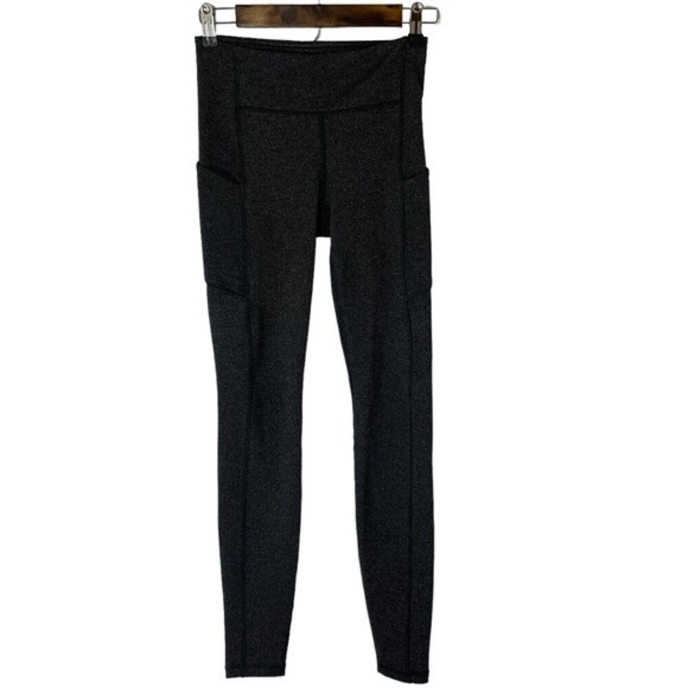 Lululemon Heathered Grey and Black High Rise Side Pockets Zipper Pocket